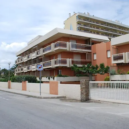 Appartement 4 Pers, Proche Avec Parking Et Climatisation - Fr-1-803-81 Le Lavandou
