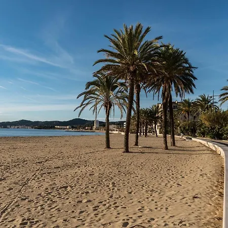 Le Lavandou: 4p, Proche Plage, Clim, Parking - Fr-1-803-81