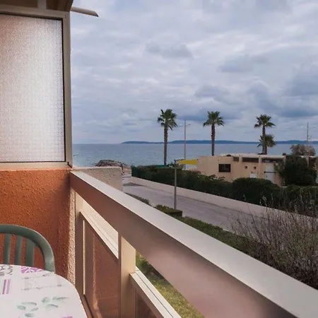 Le Lavandou: 4p, Proche Plage, Clim, Parking - Fr-1-803-81